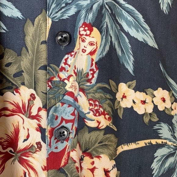 Izod silk Hawaiian shirt Size Medium - Picture 5 of 8